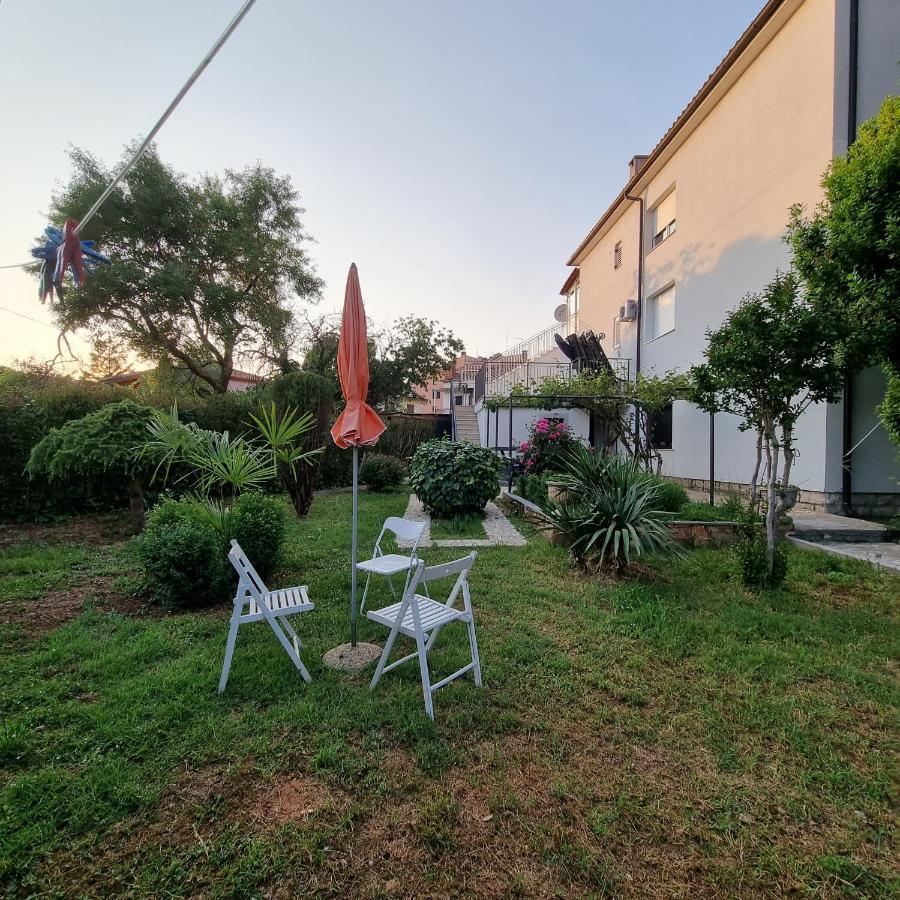 Dona Apartment